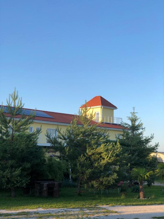 Holiday Centrum Žatec Exteriér fotografie