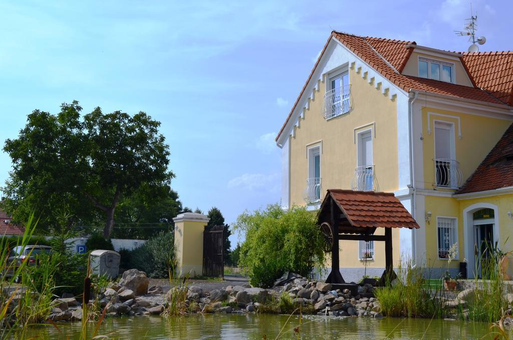 Holiday Centrum Žatec Exteriér fotografie