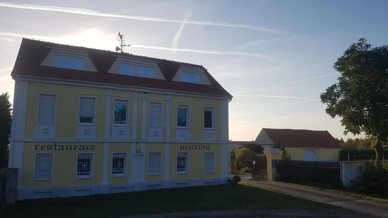 Holiday Centrum Žatec Exteriér fotografie
